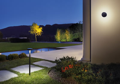 TRÈS JOLIE APPLIQUE